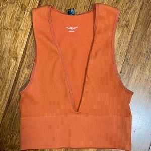 NWOT Out From Under Hailey Seamless Plunge Bra Top